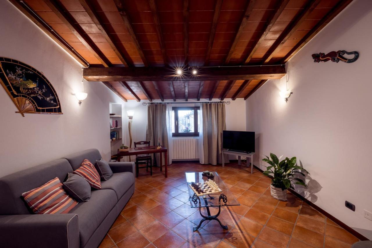 Tognazzi Casa Vacanze - Casa Vico Zambra Екстериор снимка