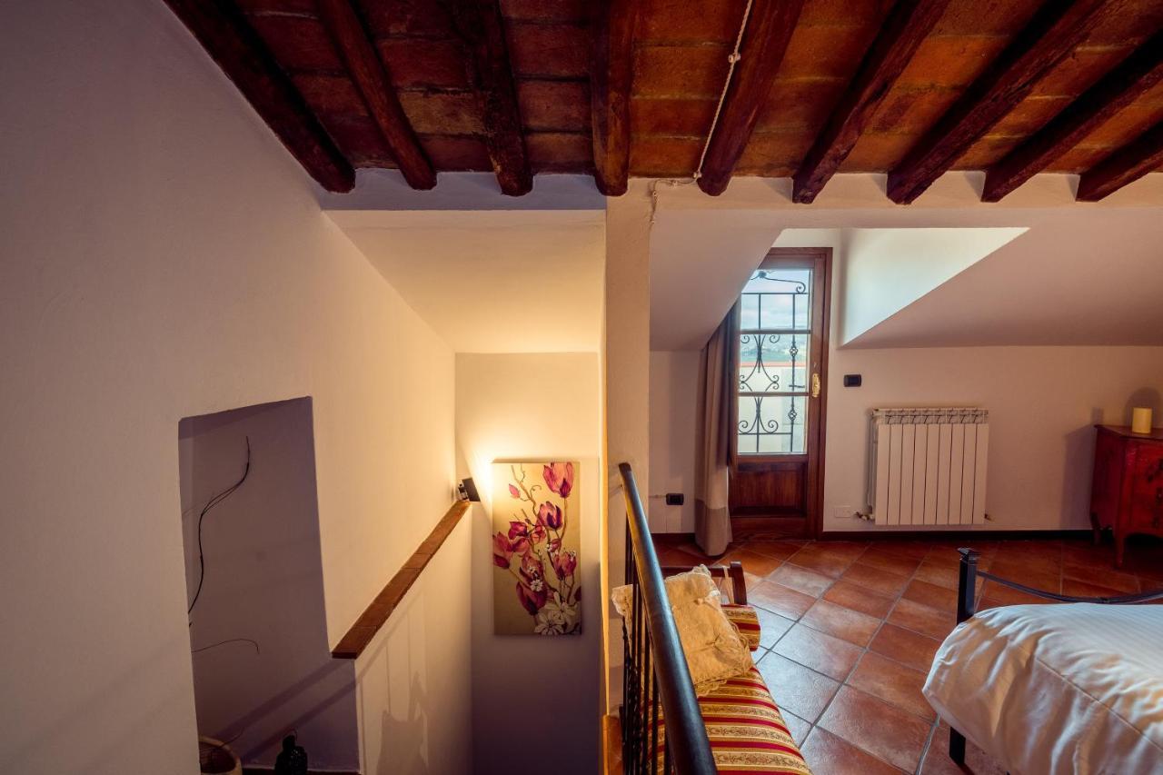 Tognazzi Casa Vacanze - Casa Vico Zambra Екстериор снимка