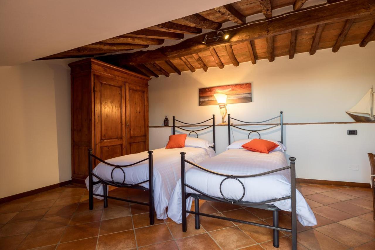 Tognazzi Casa Vacanze - Casa Vico Zambra Екстериор снимка